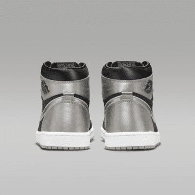 Air Jordan 1 Retro High OG Women's Shoes. Nike JP